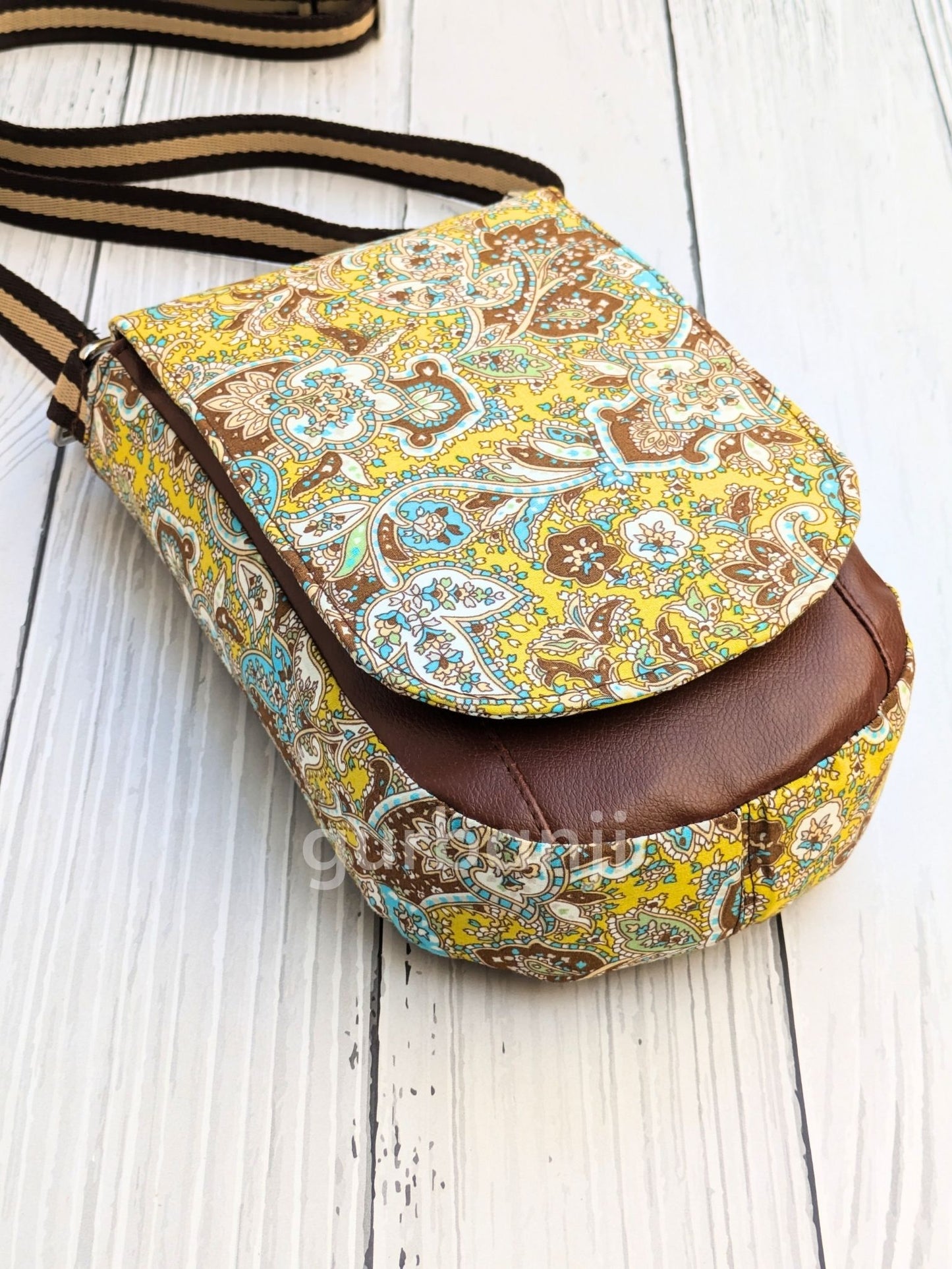 Yellow Mellow Sling Bag