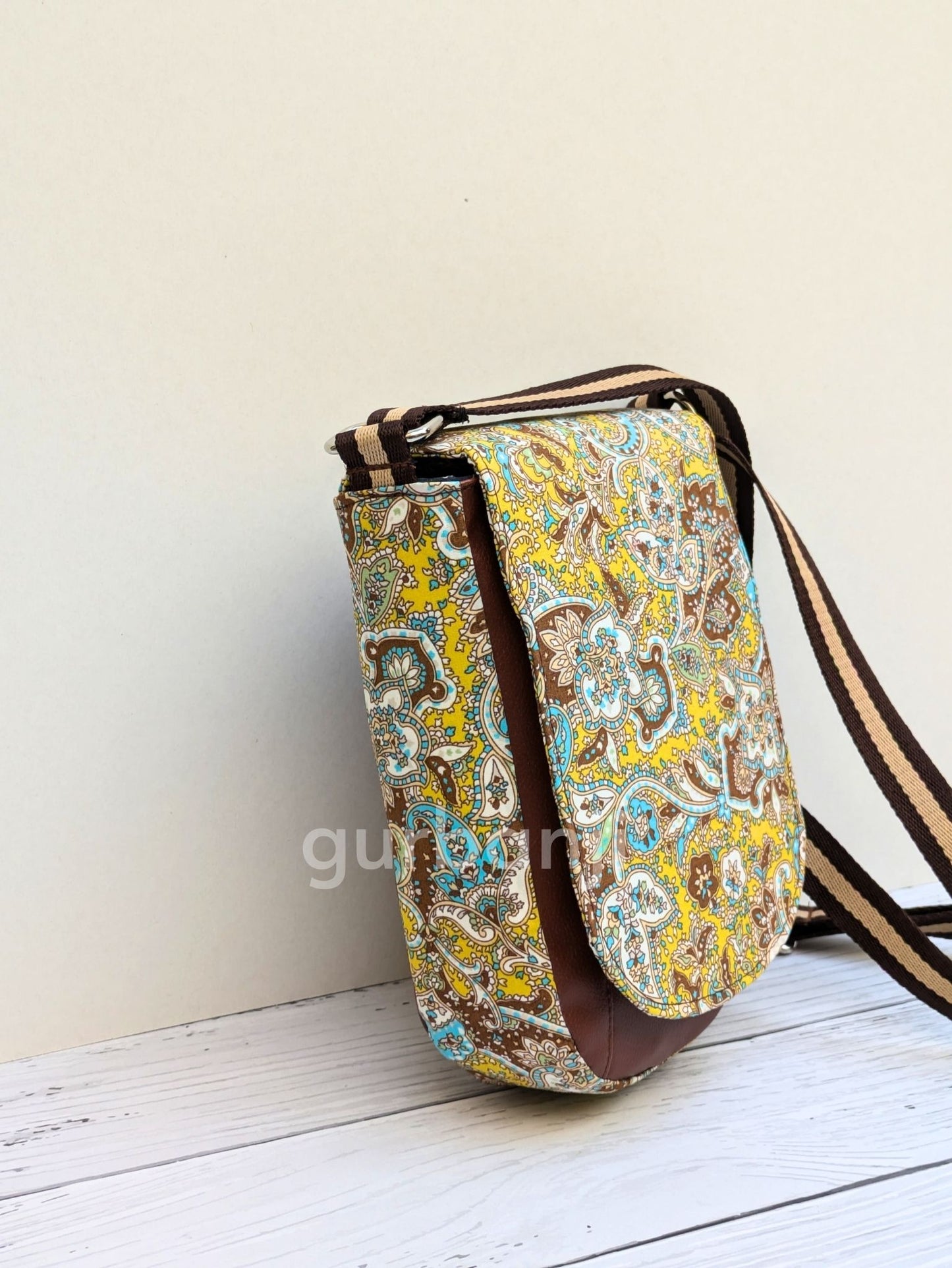 Yellow Mellow Sling Bag