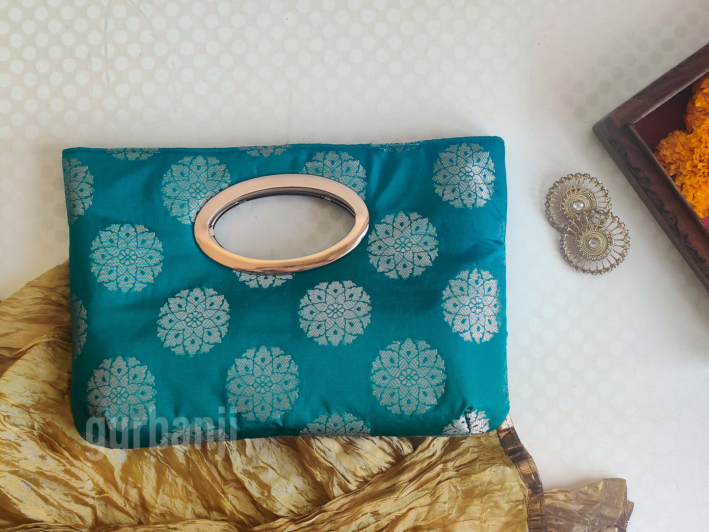 Grovvy Clutch : Sea Me Green