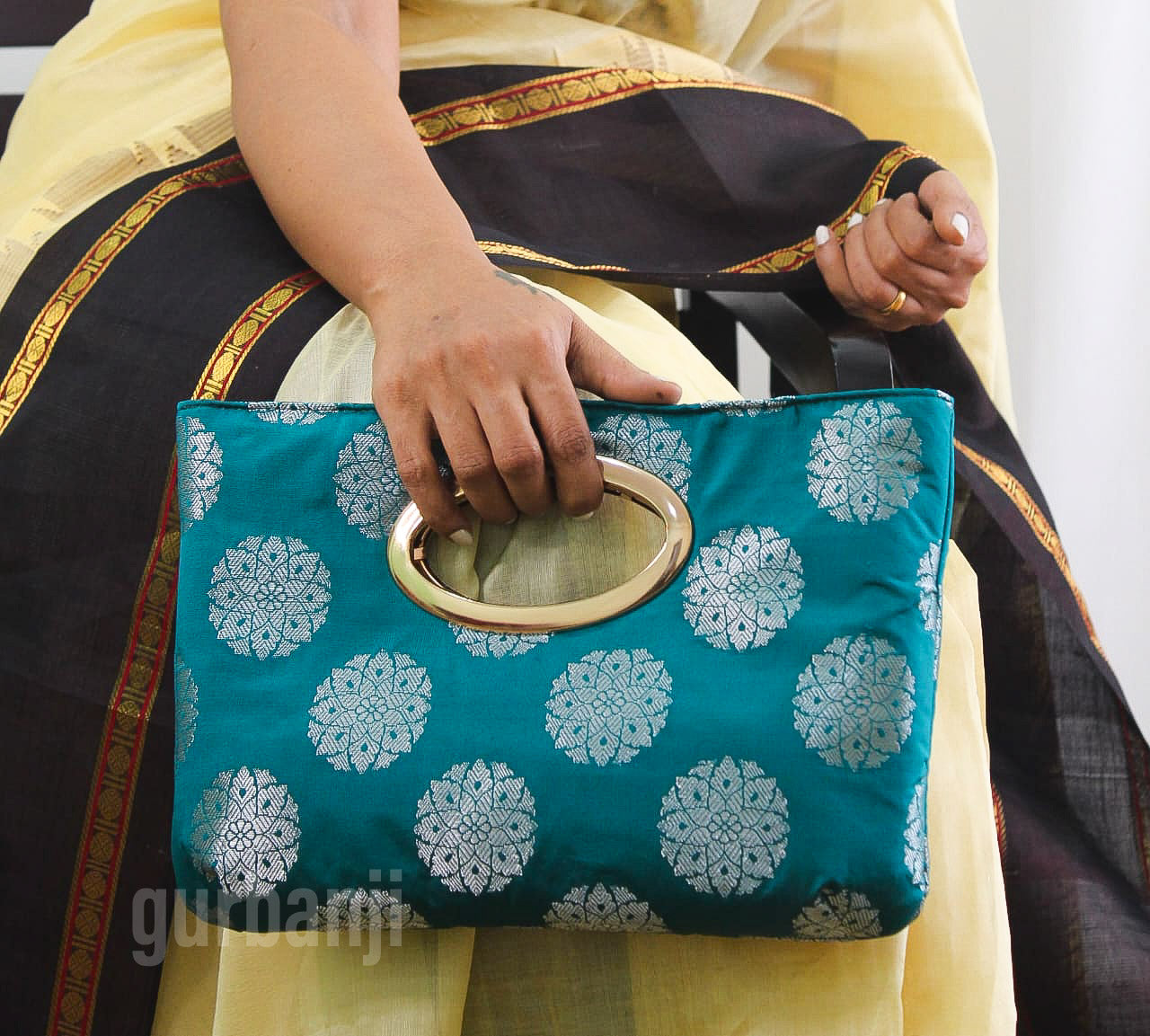 Grovvy Clutch : Sea Me Green