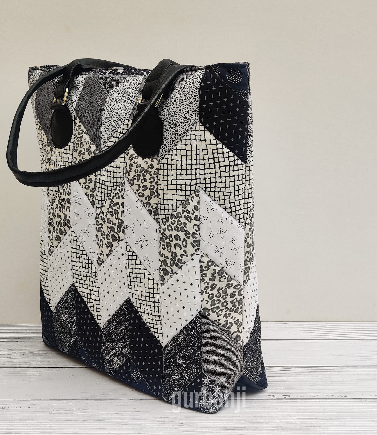 Zig zag Tote  Bag