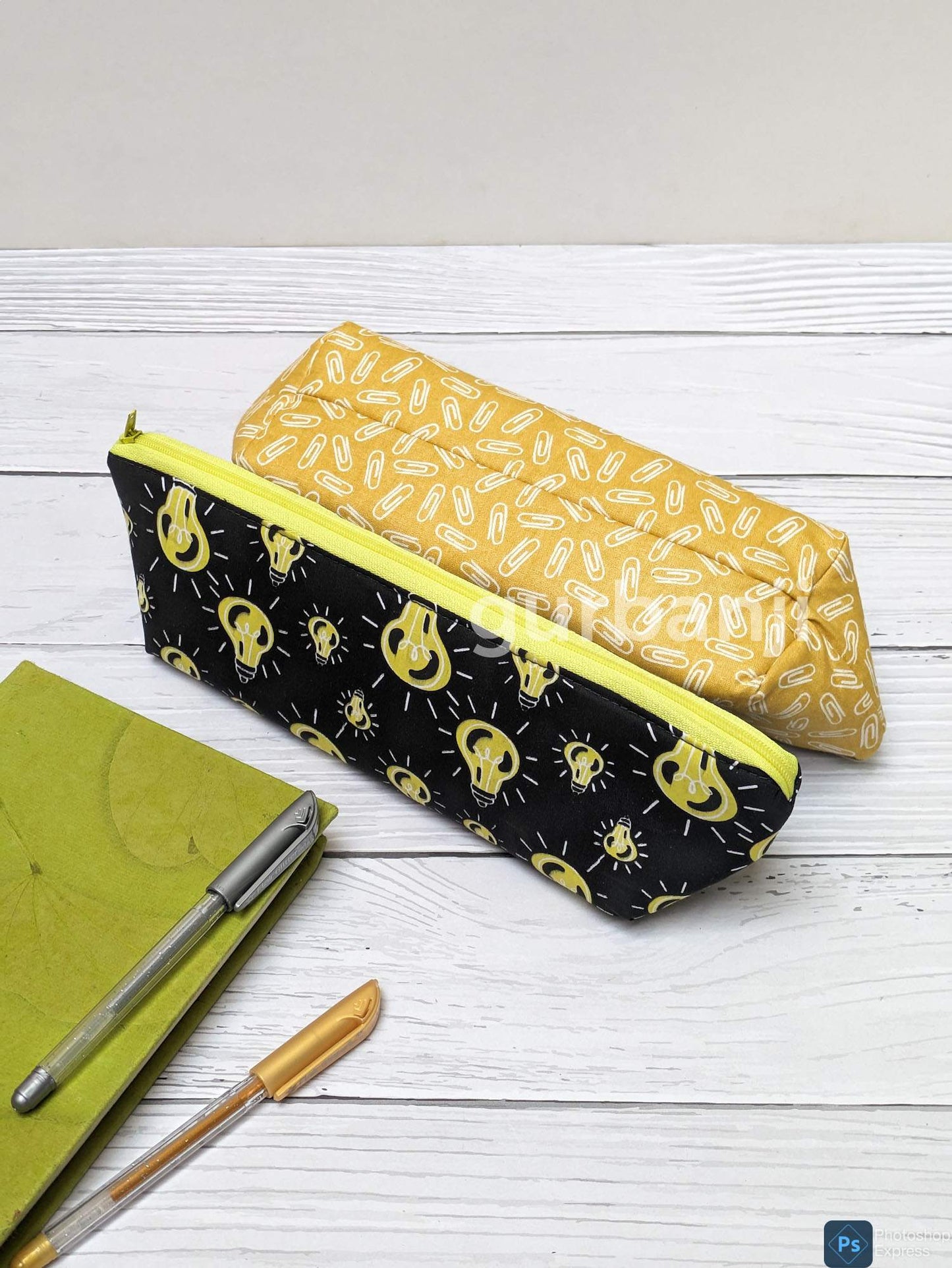 Triangle Pencil Pouch : Set of 2